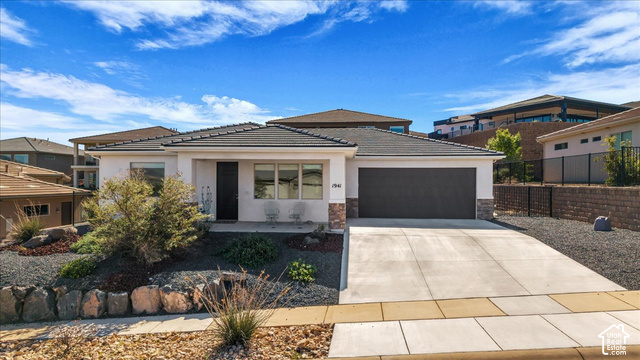 1941 W Weeping Rock
                     MLS #2191867