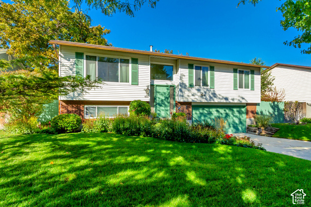 855 N Star Crest Dr
                     MLS #2191919