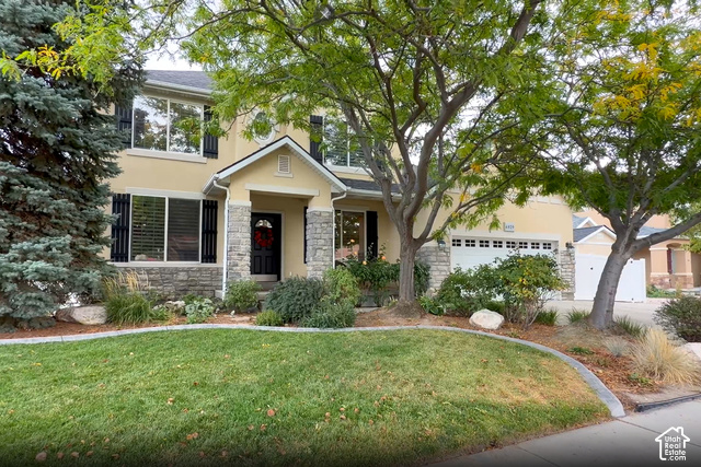 6829 S BATEMAN FIELD DR