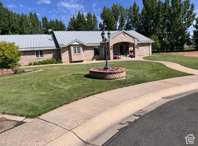 1476 W MEMORY LN, Roosevelt UT 84066