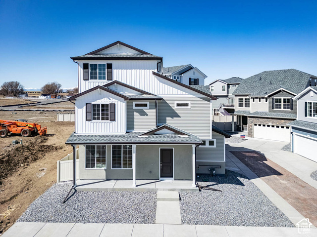 356 E Halls Creek Rd
                     MLS #2192566