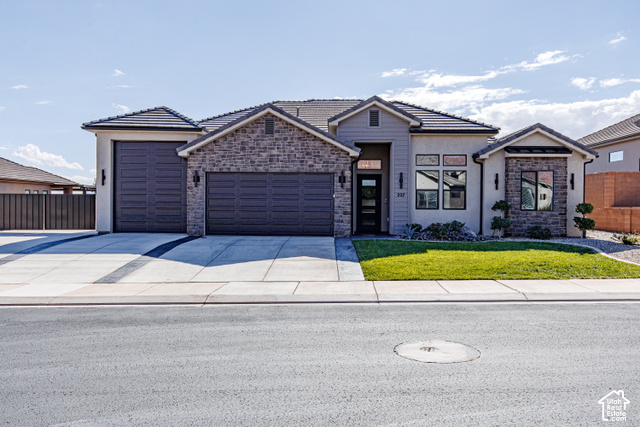227 W United Way
                     MLS #2192603