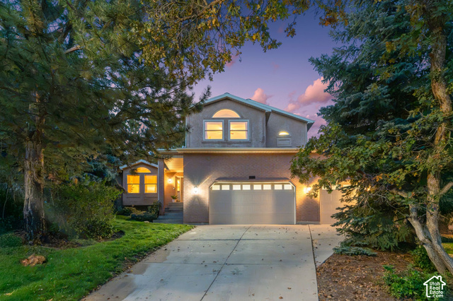2957 E Lostwood Dr
                     MLS #2192607