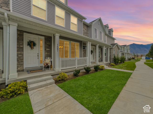 Main photo for 1687 N Centerpoint Ln