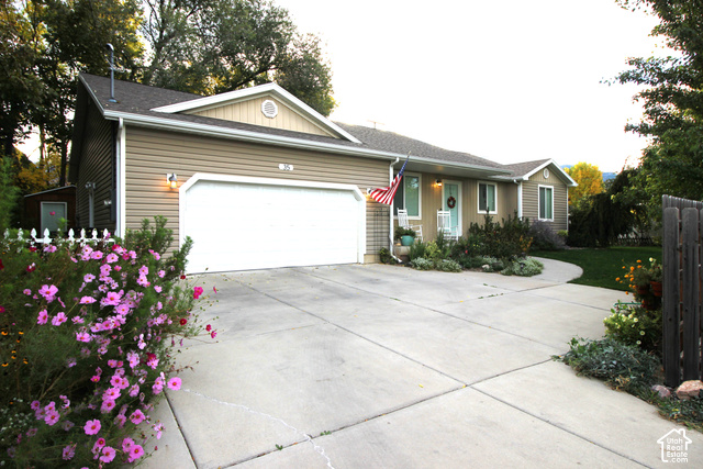 35 S 400 E
                     MLS #2192744