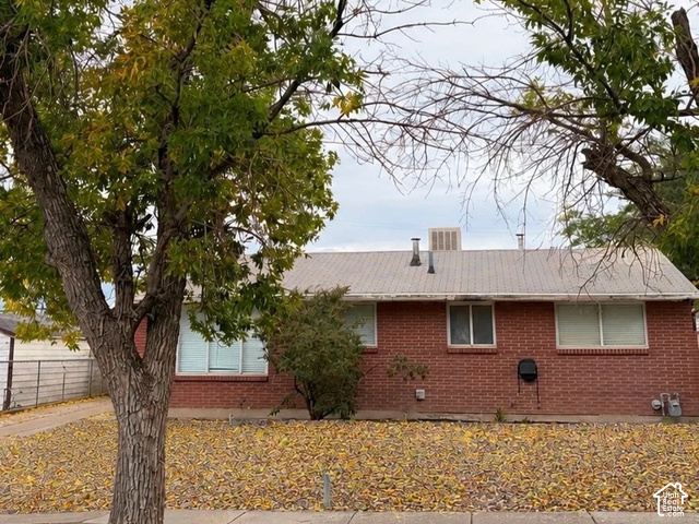 3381 S Magnolia Dr
                     MLS #2192815