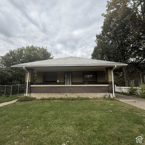 117 E Center St
                     MLS #2192979