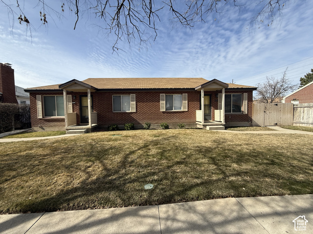 Main photo for 2718 S Imperial St