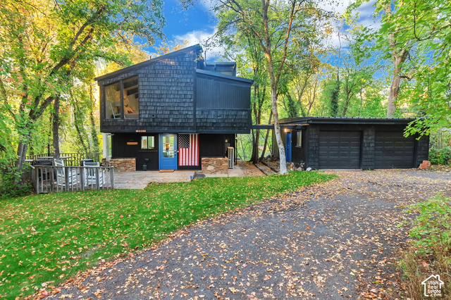 Main photo for 5951 S Grindstone