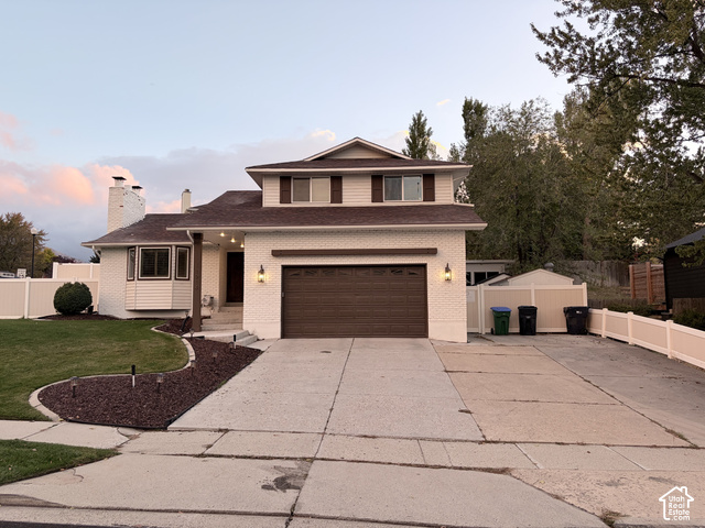 1914 E GYRFALCON DR, Sandy UT 84092