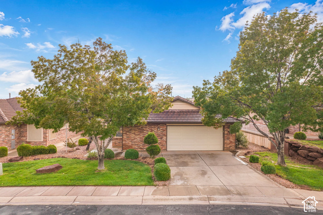 705 W Uxbridge Cir
                     MLS #2193098