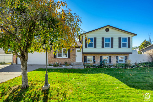 2025 W 12190 S, Riverton UT 84096