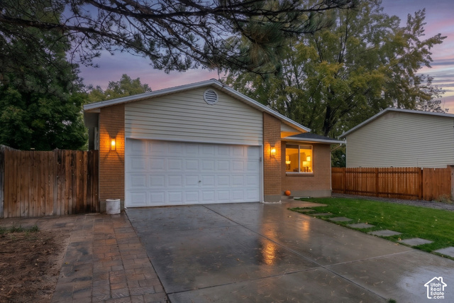 753 E SANDY DUNES DR, Sandy UT 84094