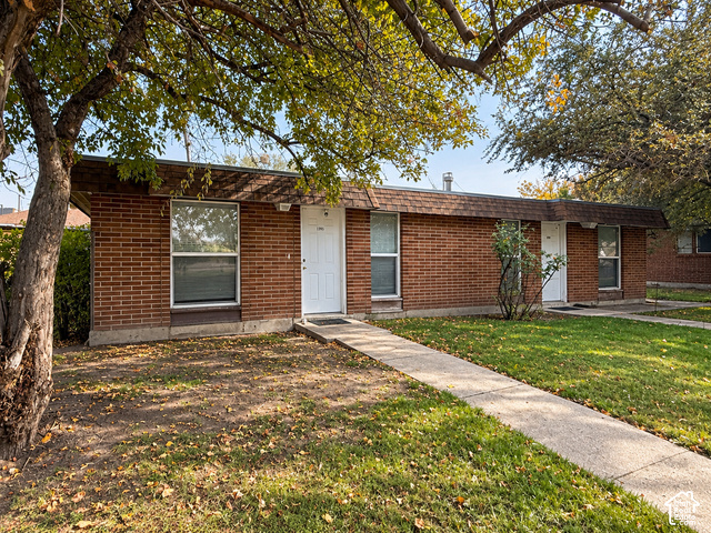 1595 S Riverside Dr
                     MLS #2193592