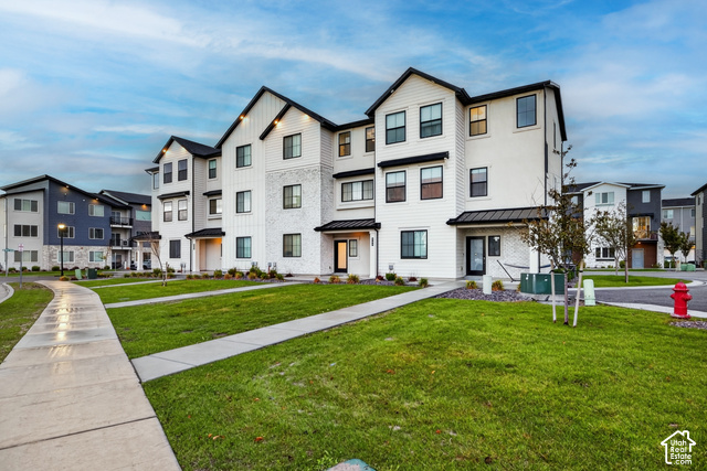 944 W 560 S
                     MLS #2193601