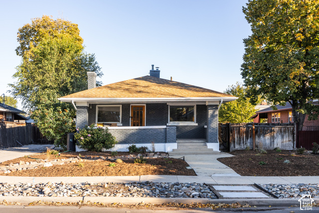 619 E Browning Ave
                     MLS #2193620