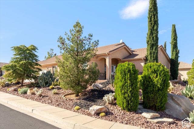 2332 S Verde Ridge Rd
                     MLS #2193914