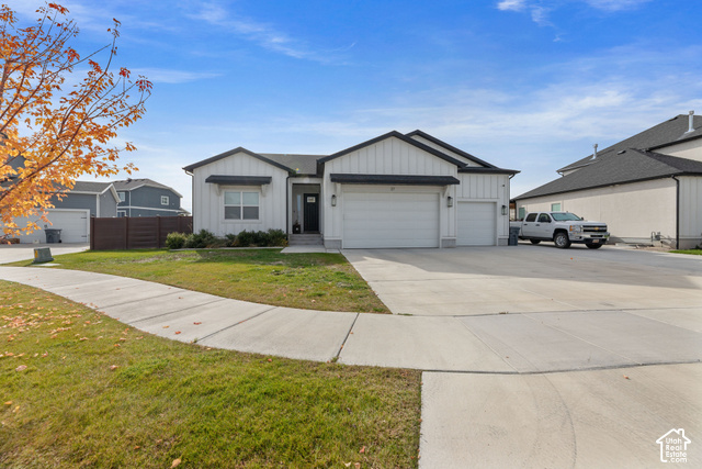 27 W 160 N
                     MLS #2193938