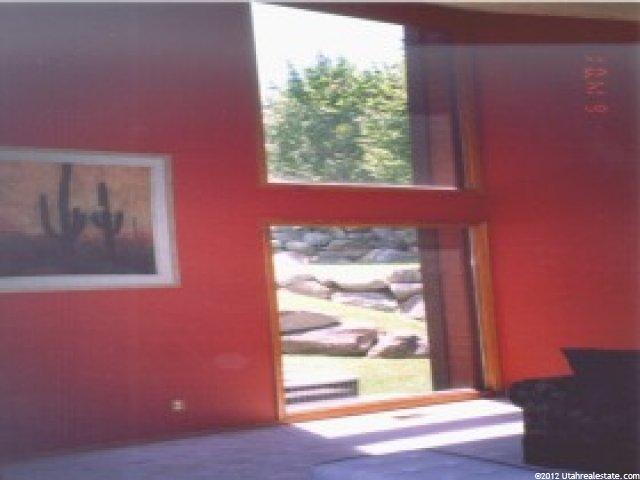8942 Cobblecrest Ln, Sandy, UT 84093 — photo 3