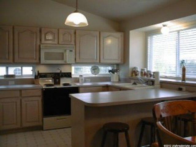 1443 N 1000 E, Layton, UT 84040 — photo 3