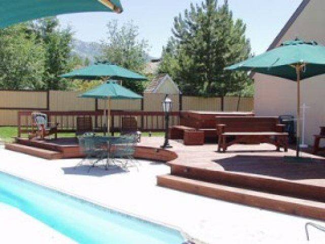 8887 Taft Hill Ct, Sandy, UT 84093 — photo 2