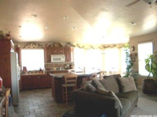 1186 S 800 E, Kaysville, UT 84037 — photo 4