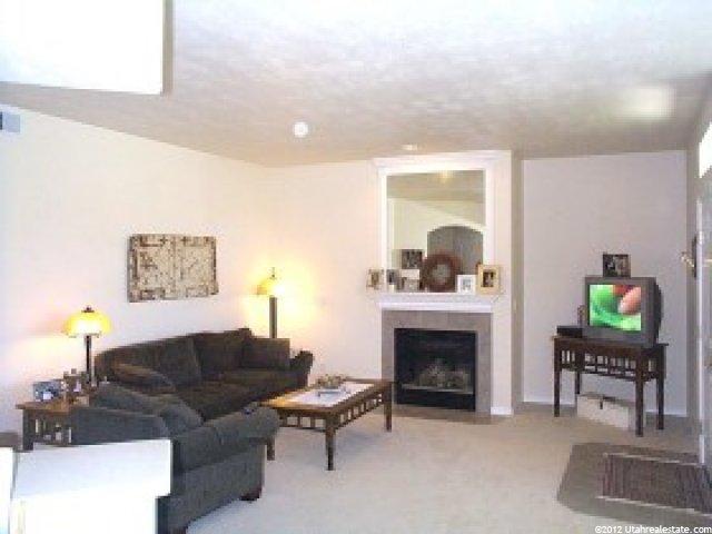 963 Courtyard Ln #71, Centerville, UT 84014 — photo 2