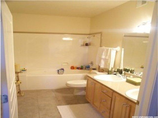 963 Courtyard Ln #71, Centerville, UT 84014 — photo 8