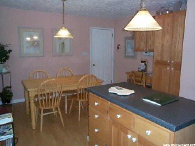 1259 Mockingbird Ln, Sandy, UT 84094 — photo 3