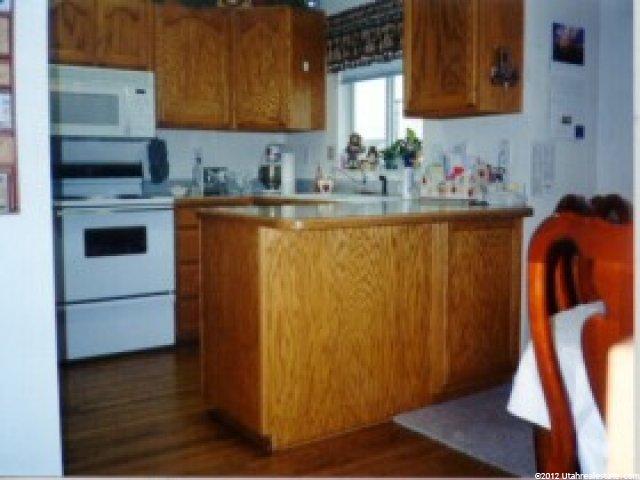 1027 N 2825 W, Layton, UT 84041 — photo 3