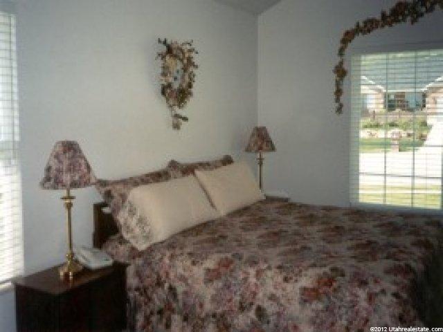 107 W 4300 N, Pleasant View, UT 84414 — photo 6
