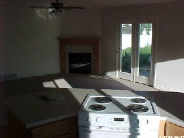 569 W 1400 N, West Bountiful, UT 84087 — photo 3