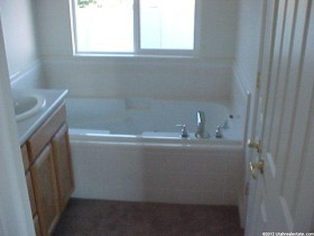 569 W 1400 N, West Bountiful, UT 84087 — photo 5