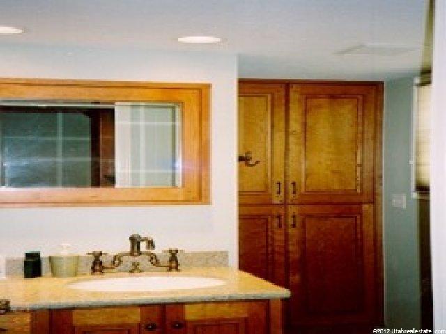 789 Arrowhead Ln, Murray, UT 84107 — photo 5