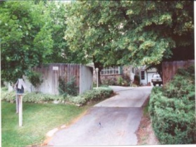 4409 S 2300 E, Holladay, UT 84124 — photo 7