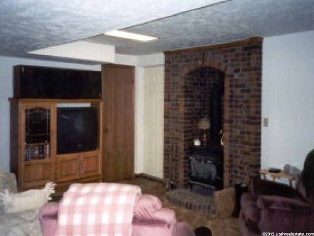 1437 W 1300 N, Clinton, UT 84015 — photo 2
