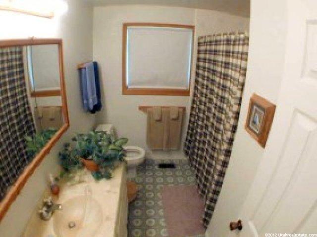 10332 Silver Willow Dr, Sandy, UT 84070 — photo 8