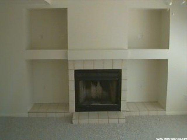 11677 Oak Manor Dr, Sandy, UT 84092 — photo 2