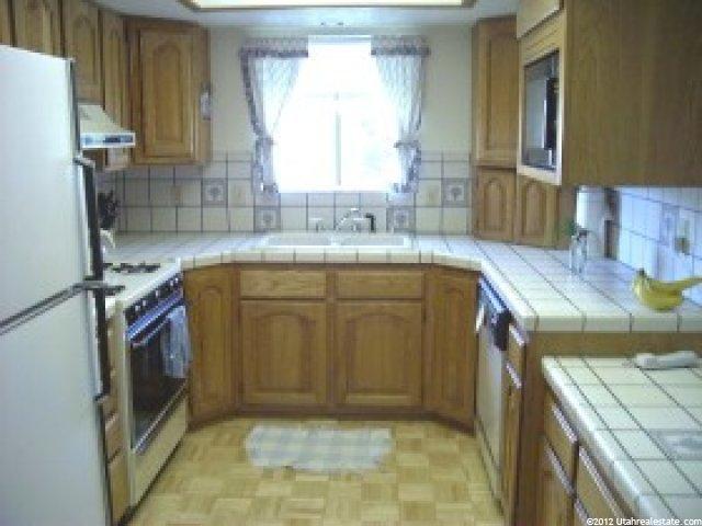 977 W 1455 N, Orem, UT 84057 — photo 6