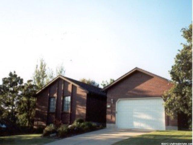 3137 Wind River Dr, Layton, UT 84040 — photo 2