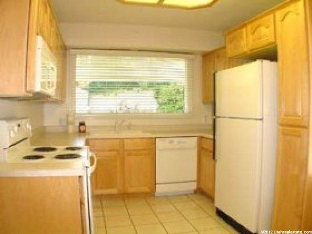 288 Mountain View Dr, Murray, UT 84107 — photo 4
