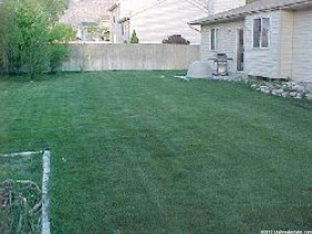 895 E Diana Hls, Sandy, UT 84094 — photo 4