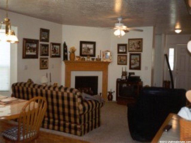 1573 N 2615 W, Clinton, UT 84015 — photo 2
