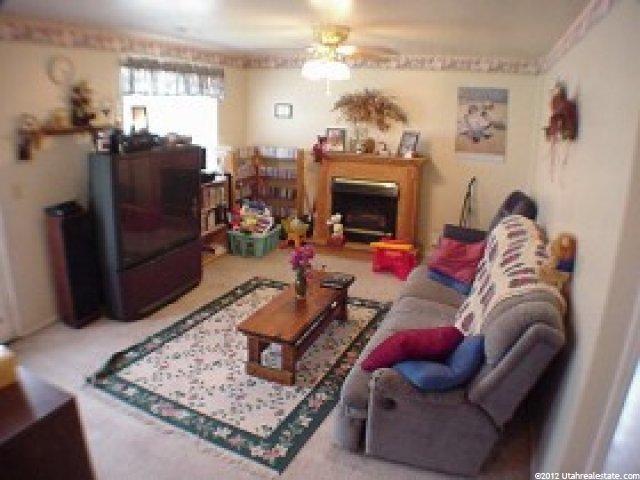 9811 Dolomite Ln, Sandy, UT 84094 — photo 3