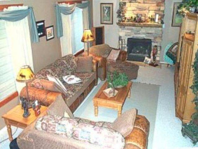 1574 E Waters Ln, Sandy, UT 84093 — photo 4