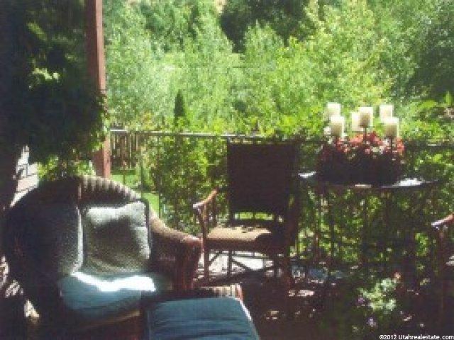 8377 Robidoux Rd, Sandy, UT 84093 — photo 2