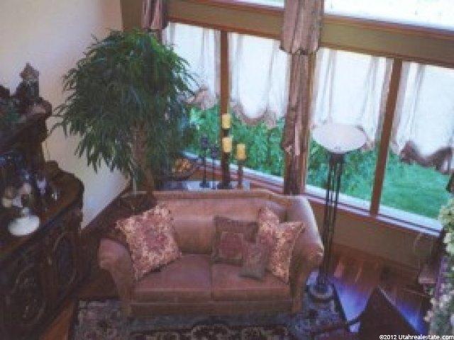 8377 Robidoux Rd, Sandy, UT 84093 — photo 6