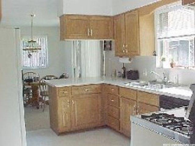 37 S 250 E, North Salt Lake, UT 84054 — photo 2