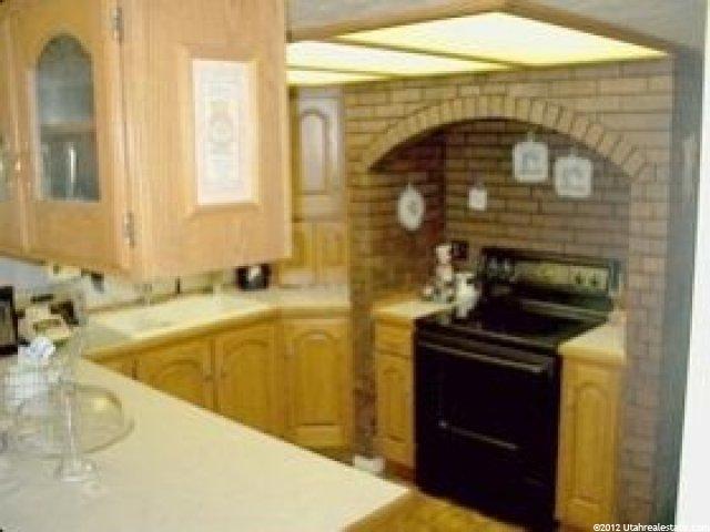 2238 Oakridge Dr, Layton, UT 84040 — photo 7