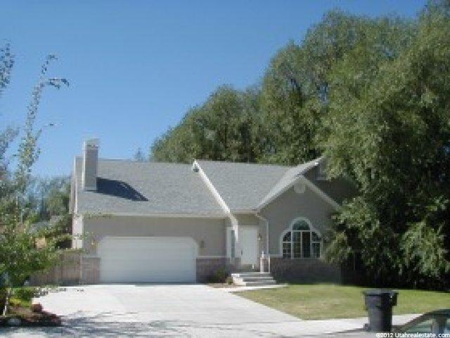558 Creek View Dr, Murray, UT 84107 — photo 2